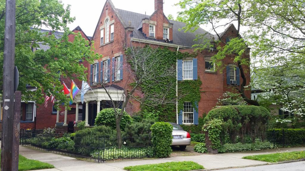 Clifford House Private Home B&B Cleveland Exterior photo
